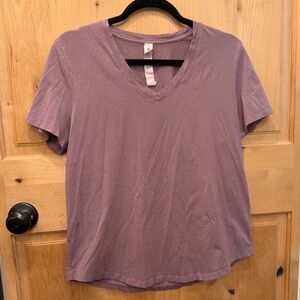 Lululemon Love V-Neck T-Shirt